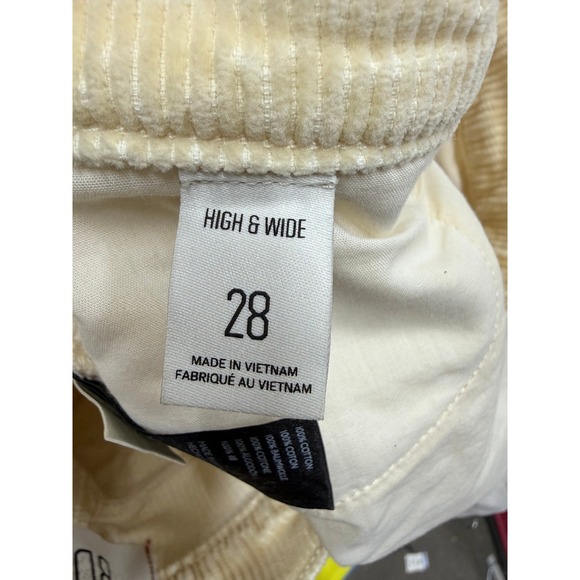 BDG Urban Outfitters High & Wide Corduroy Pants Cream Beige Women Size 28 NWT - Picture 3 of 9